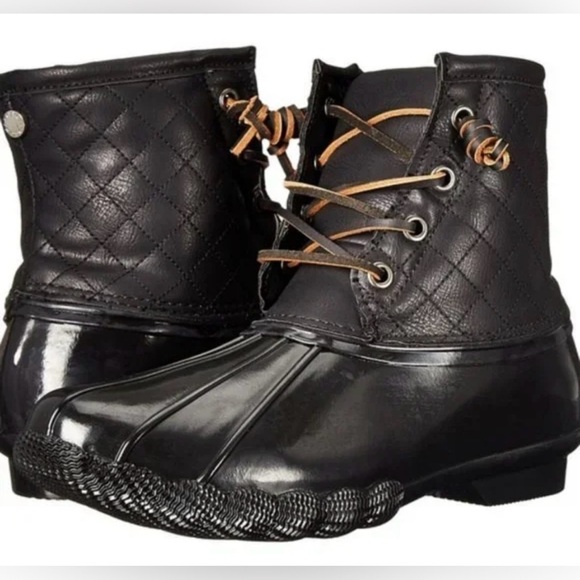 Black duck 🦆Tillis Quilted women’s Boots - Picture 5 of 8